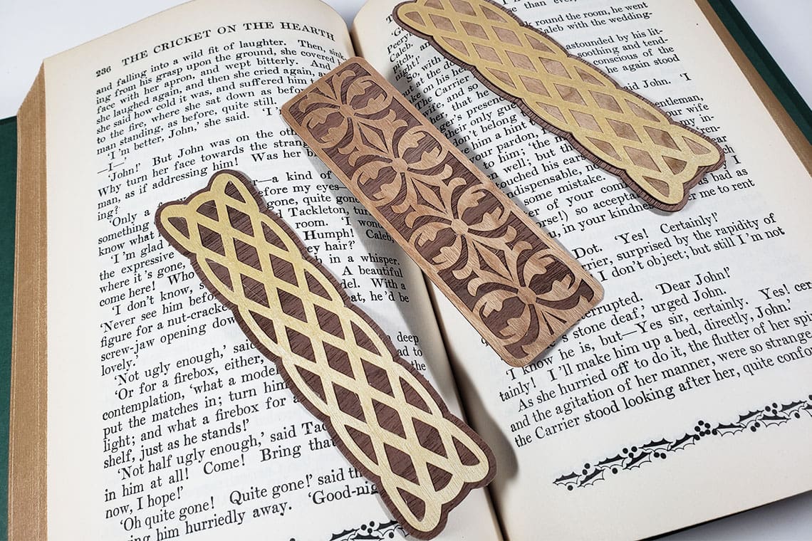 Wooden DIY Bookmarks with a Cricut